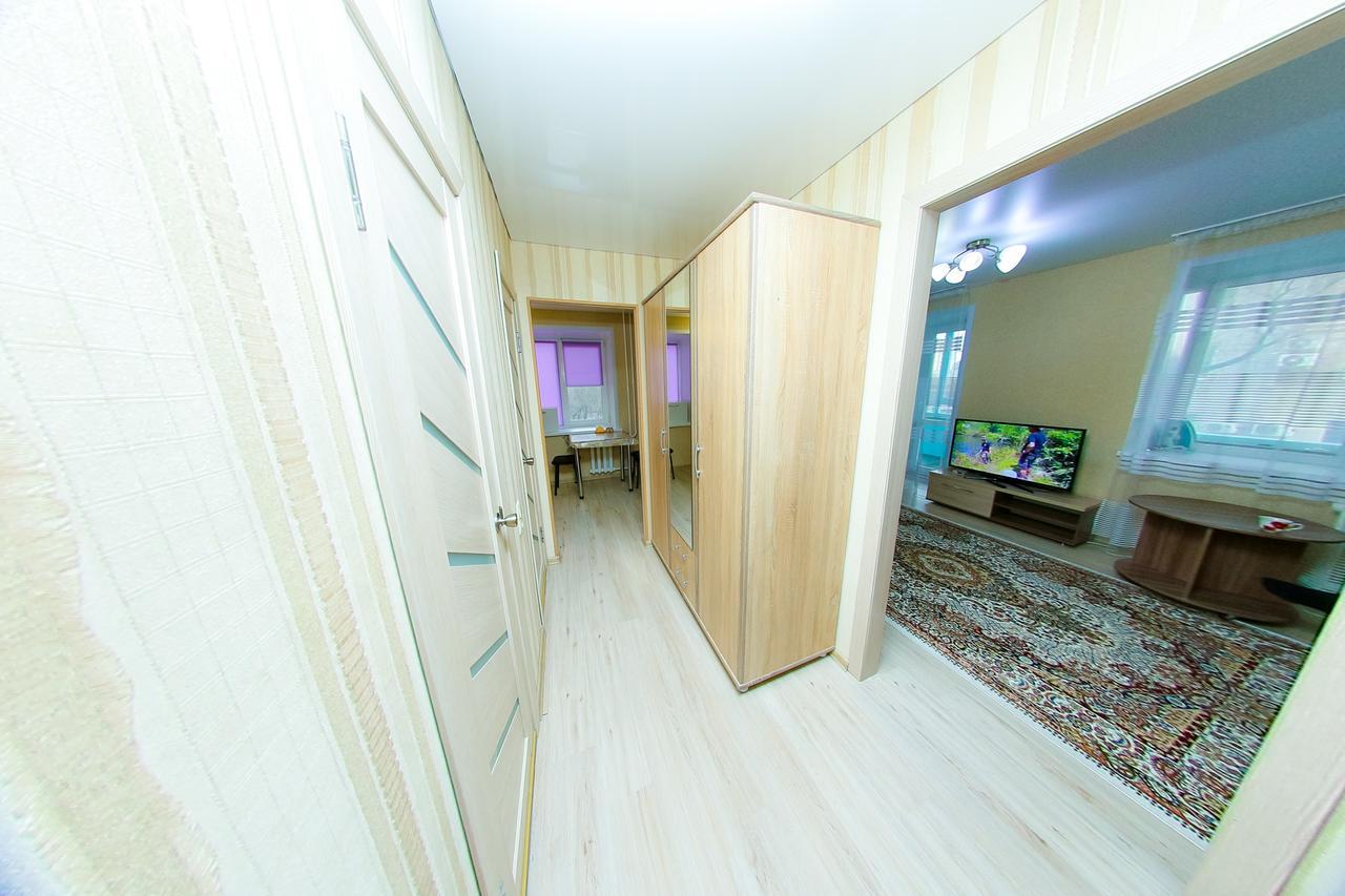 Apart on Slavskogo 14 near River Ustʼ-Kamenogorsk Eksteriør bilde